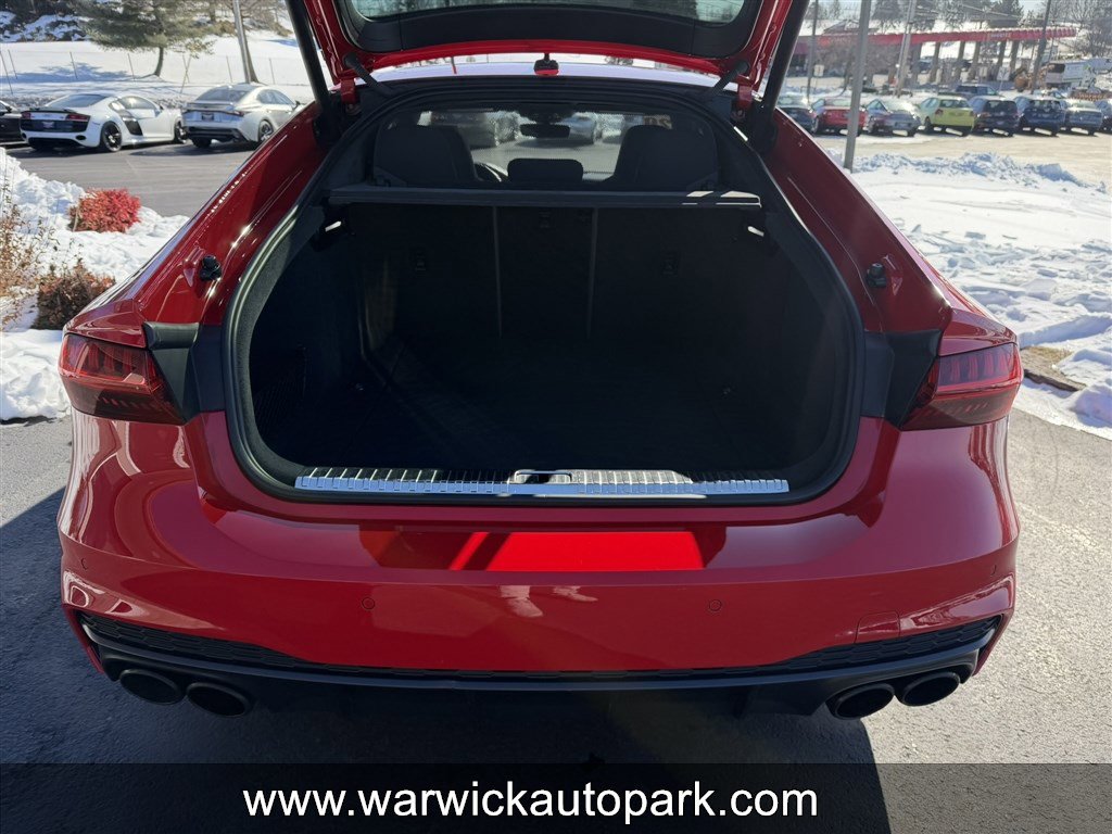 Used 2020 Audi S7 Prestige w/ Prestige Package image 27