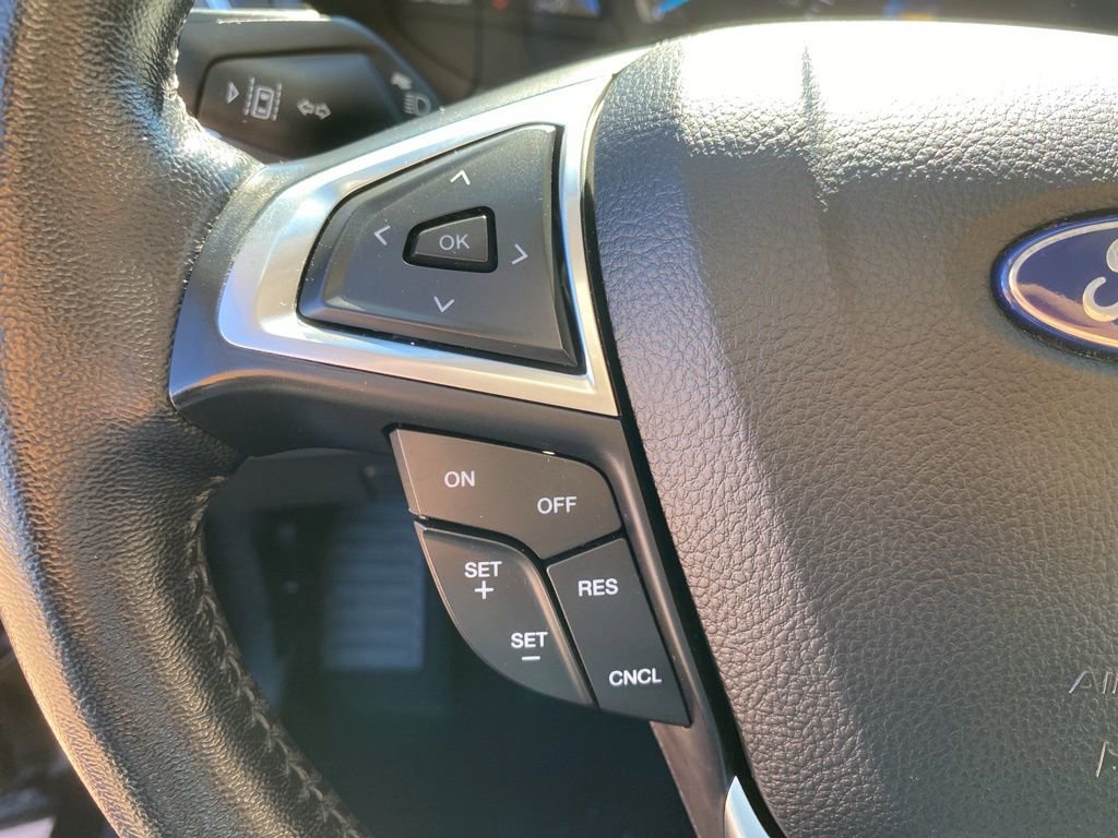 Certified 2022 Ford Edge Titanium AWD/4WD image 26