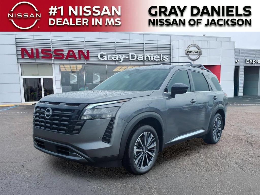 New 2026 Nissan Pathfinder Platinum w/ Accent Package