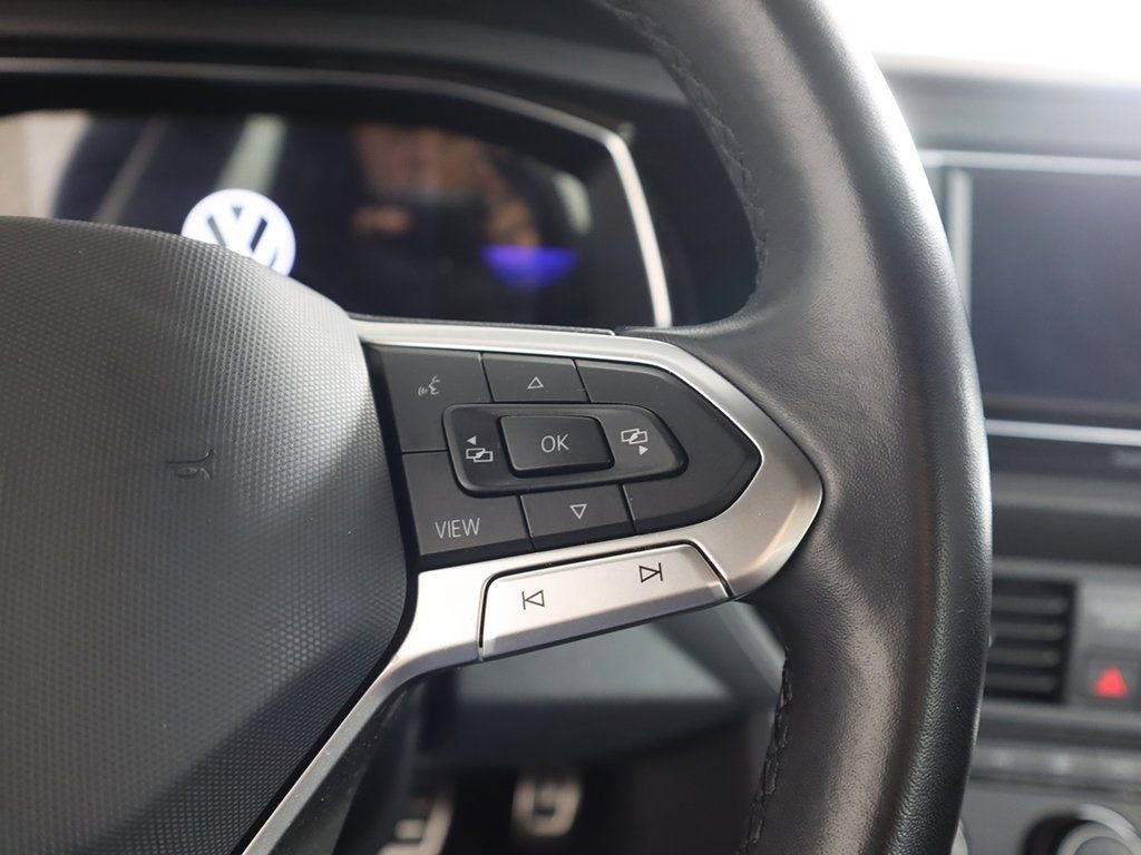 Used 2023 Volkswagen Jetta Sport image 38