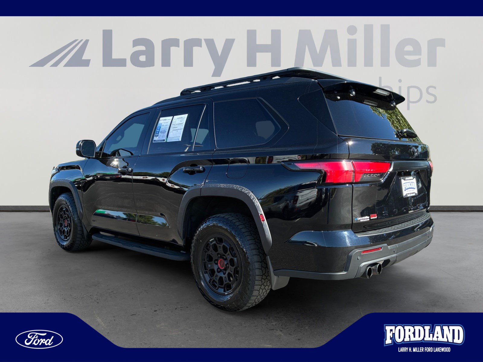 Used 2026 Toyota Sequoia TRD Pro w/ TRD Performance Package (TMS) AWD/4WD image 3
