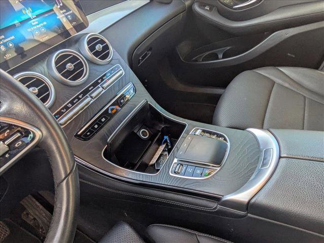 Used 2021 Mercedes-Benz GLC 300 image 16