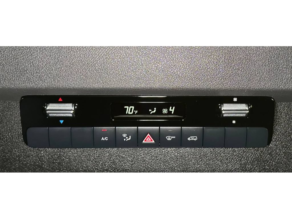 Used 2024 Mercedes-Benz Sprinter 2500 image 29