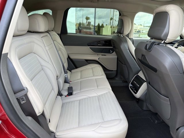 Certified 2025 Lincoln Nautilus Reserve AWD/4WD image 24