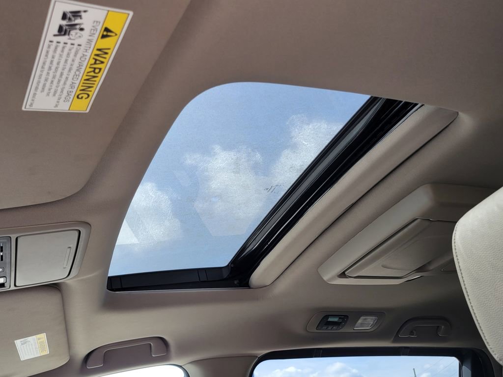 Used 2019 Honda Odyssey Elite image 58