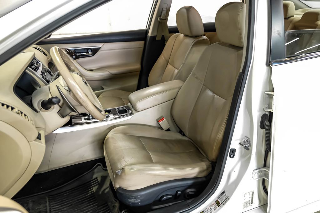 Used 2015 Nissan Altima 3.5 SL FWD image 31