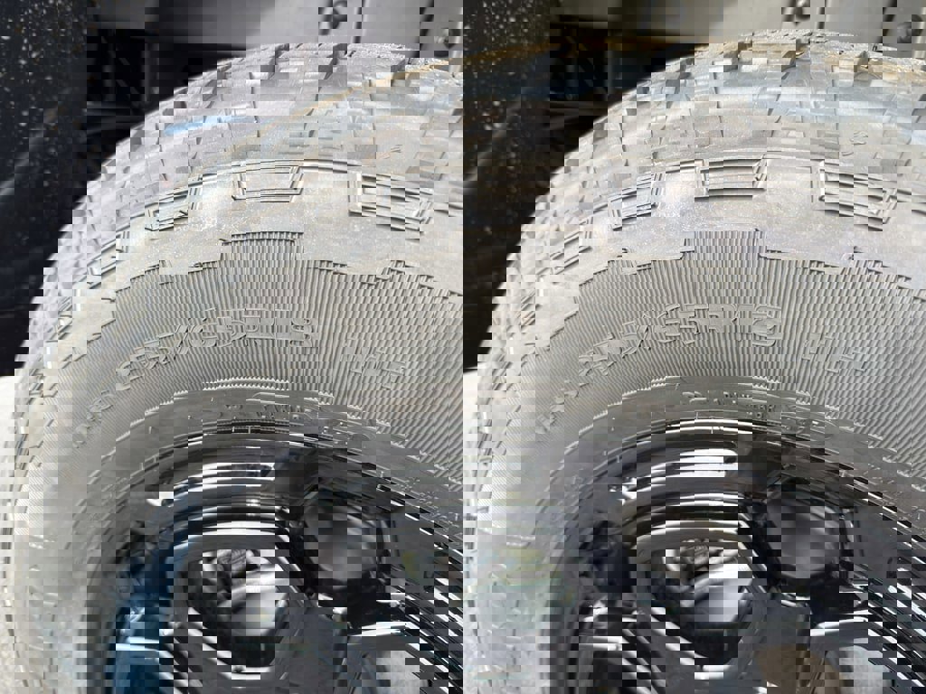 New 2025 Ford Ranger Lariat w/ FX4 Off-Road Package image 12