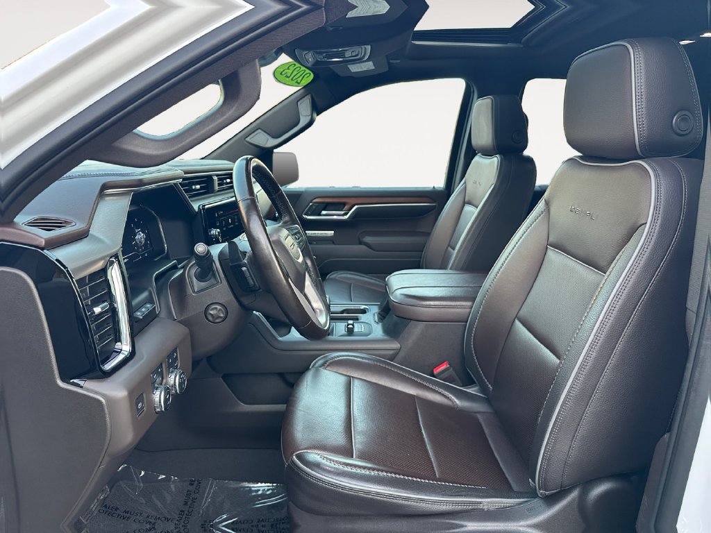 Used 2023 GMC Sierra 1500 Denali w/ Denali Reserve Package AWD/4WD image 9