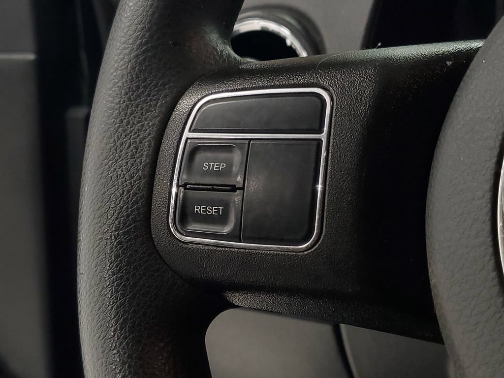 Used 2014 Jeep Compass Sport FWD image 14