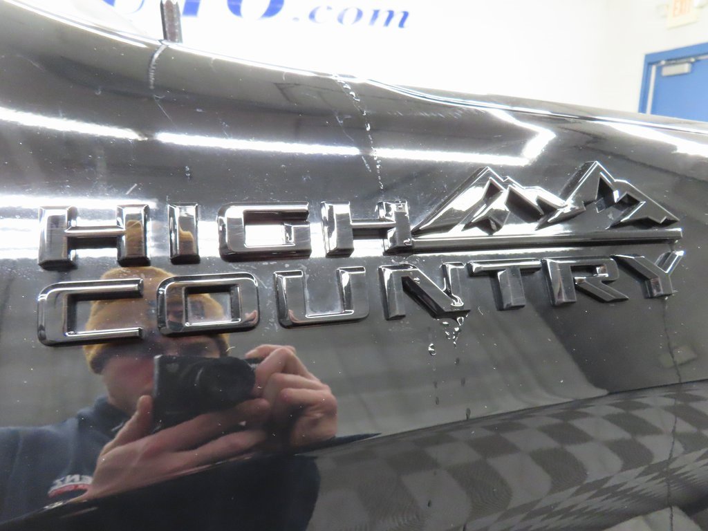 Used 2025 Chevrolet Silverado 1500 High Country w/ Midnight Edition image 57