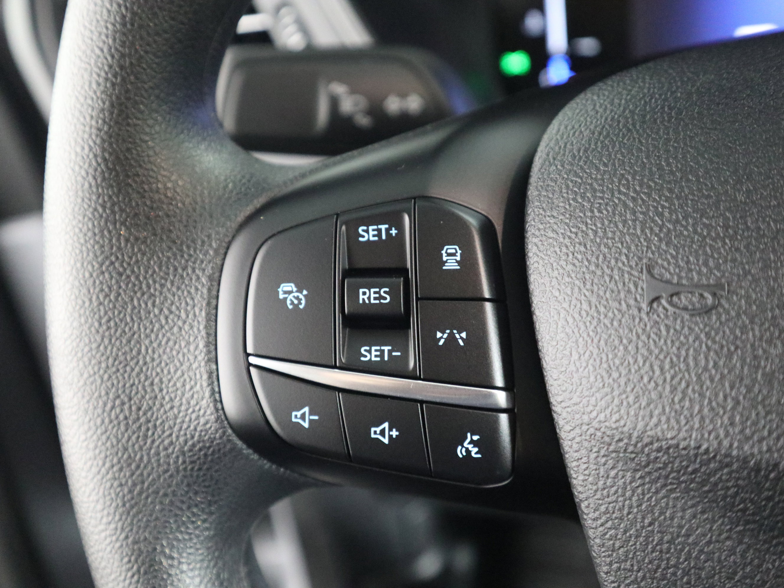 Used 2025 Ford Escape Active w/ Tech Pack #1 AWD/4WD image 26