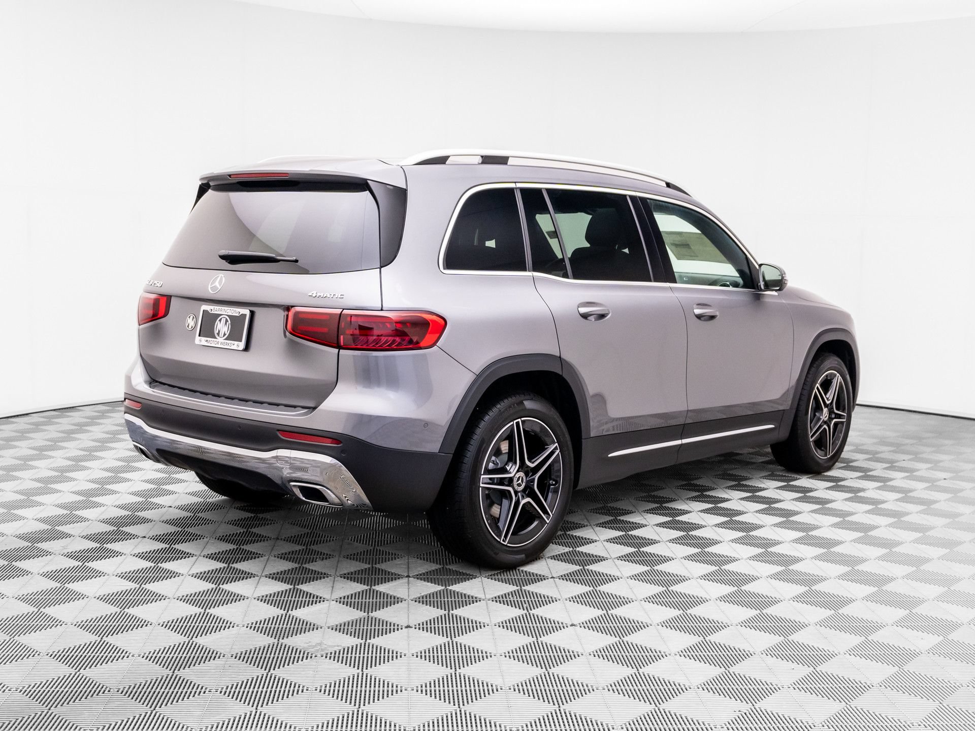 New 2026 Mercedes-Benz GLB 250 4MATIC image 5