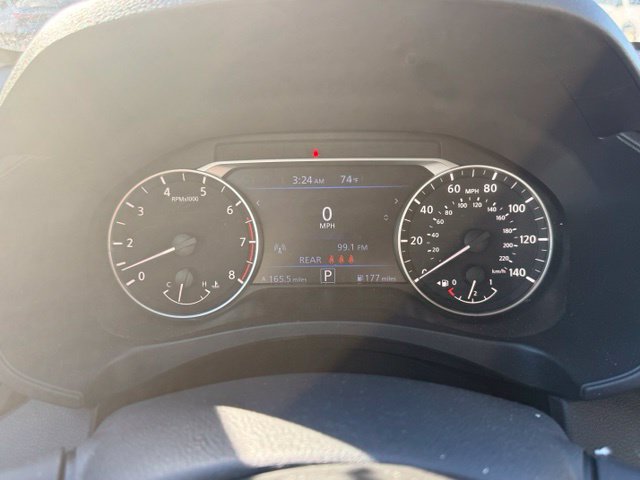 Used 2025 Nissan Altima 2.5 SV FWD image 24