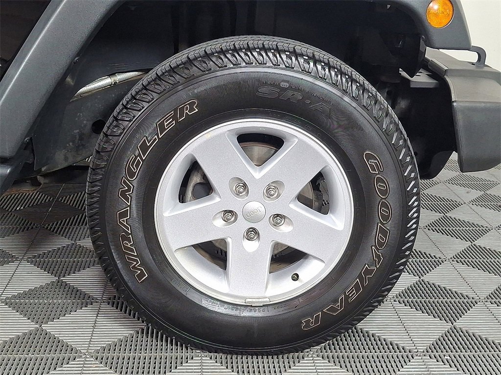 Used 2018 Jeep Wrangler Unlimited Sport S image 12