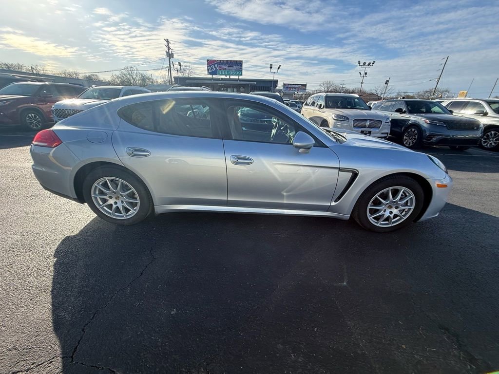 Used 2015 Porsche Panamera 4 image 2