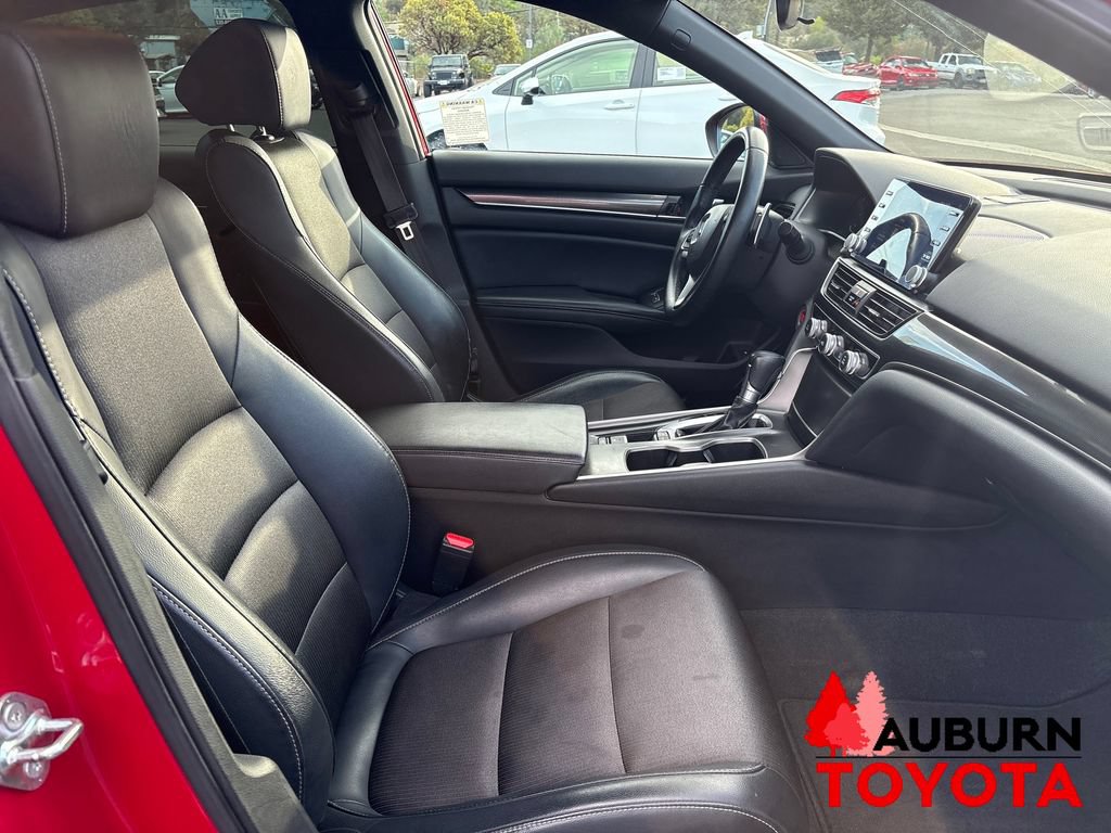Used 2018 Honda Accord Sport image 21