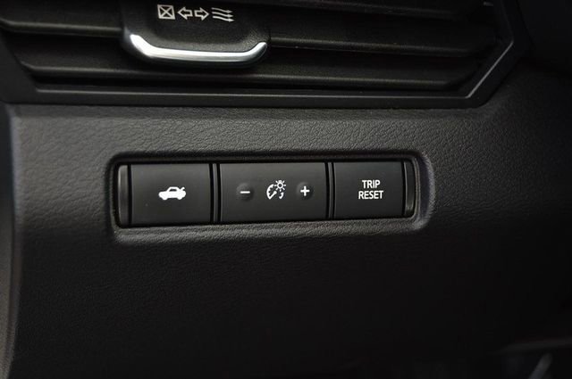 Used 2024 Nissan Altima 2.5 SR image 10