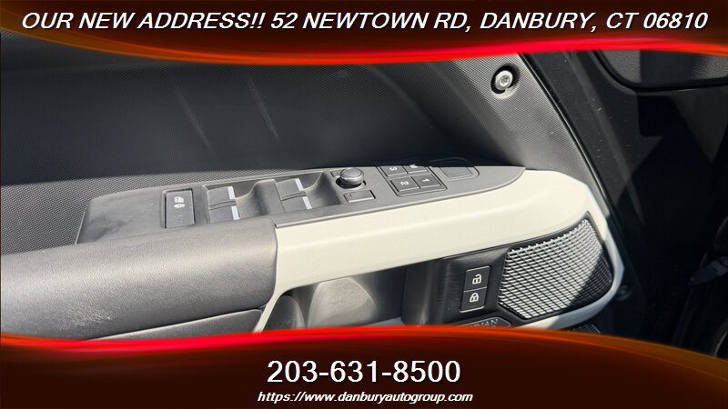 Used 2020 Land Rover Defender 110 HSE AWD/4WD image 14
