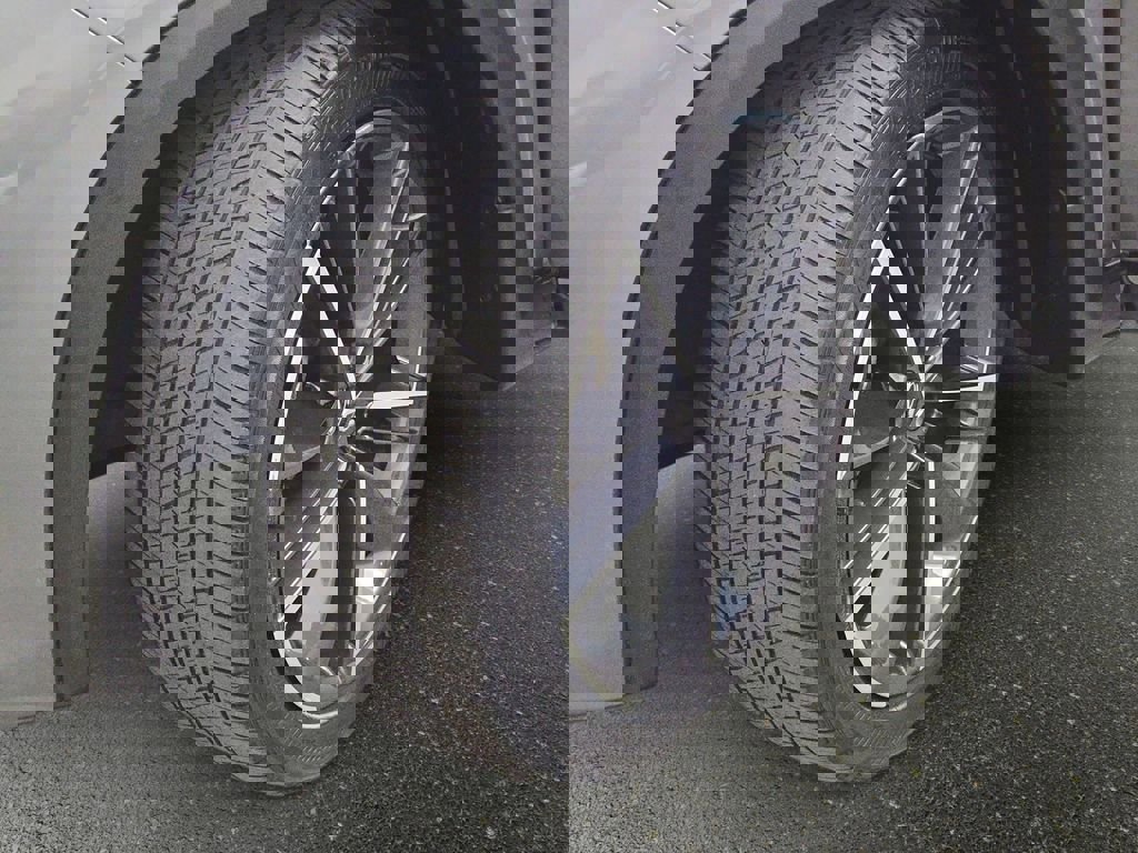 Used 2023 INFINITI QX55 Luxe w/ Cargo Package image 35