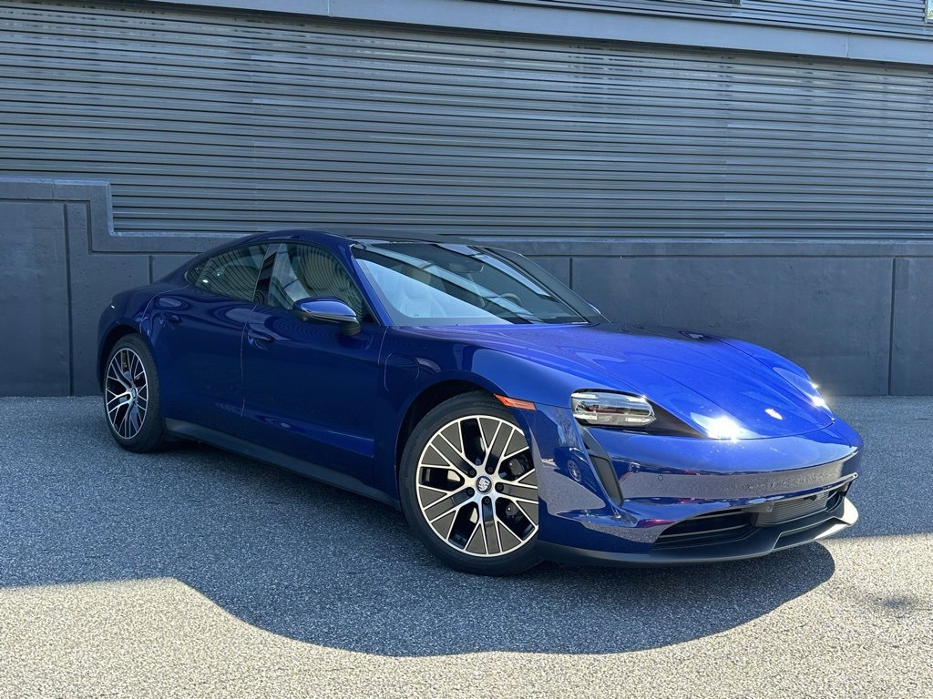 Certified 2022 Porsche Taycan image 12