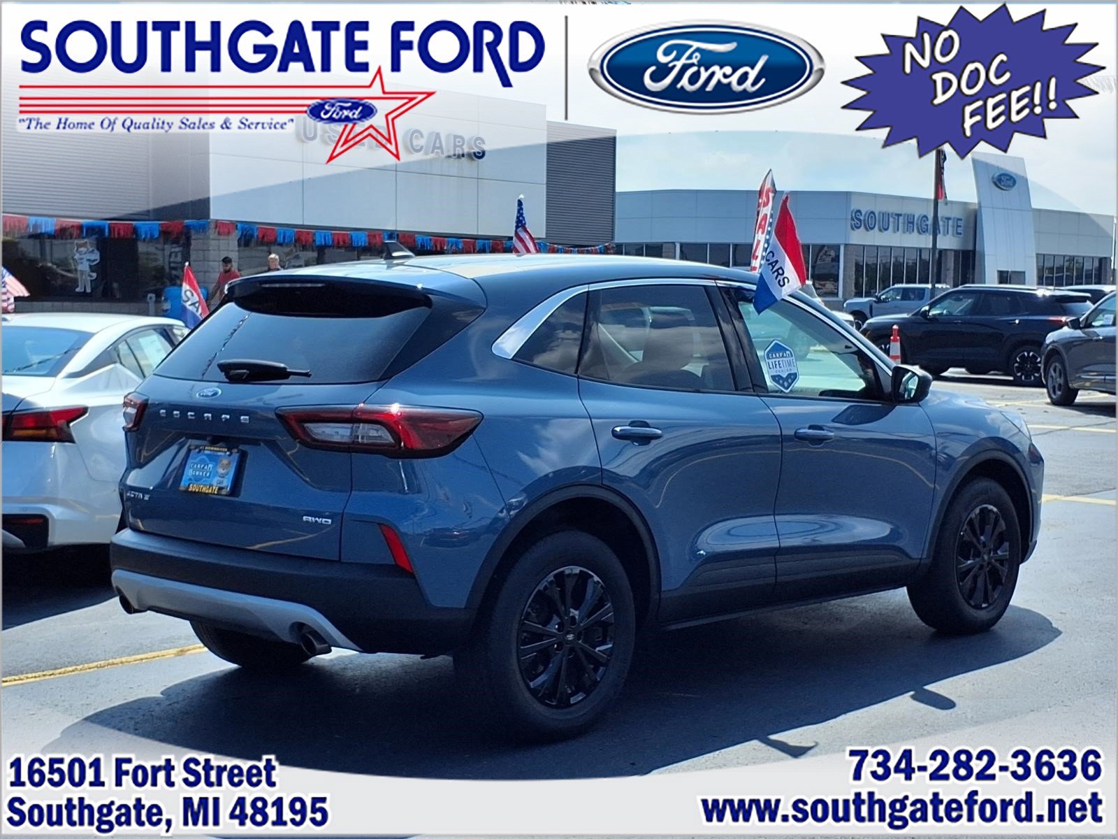 Used 2023 Ford Escape Active AWD/4WD image 2