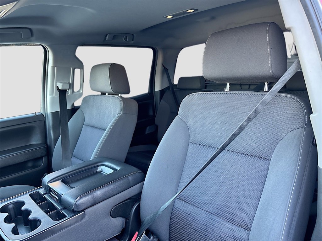 Used 2018 Chevrolet Silverado 1500 LT w/ All Star Edition image 19