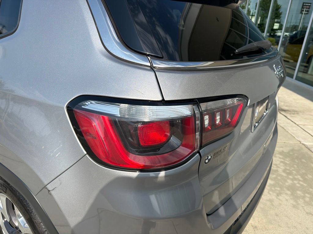 Used 2019 Jeep Compass Limited FWD image 15
