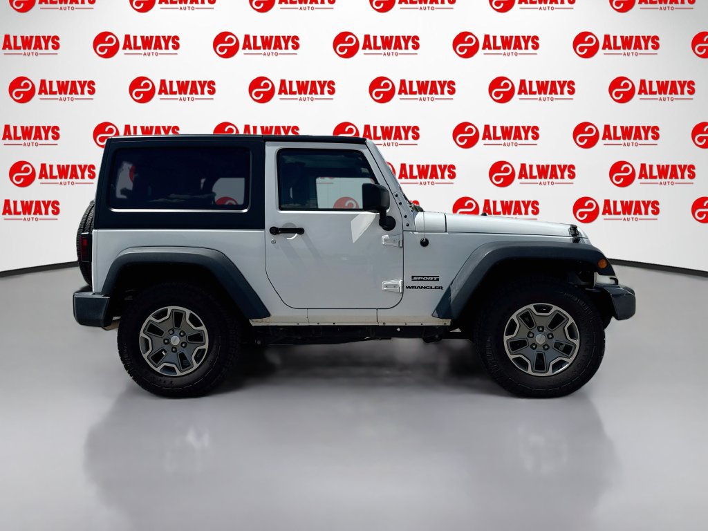 Used 2017 Jeep Wrangler Sport w/ Quick Order Package 23S AWD/4WD image 4
