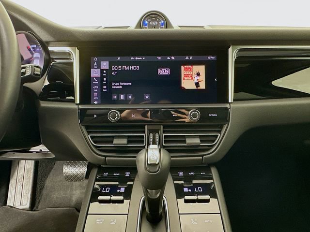 Used 2024 Porsche Macan S AWD/4WD image 15