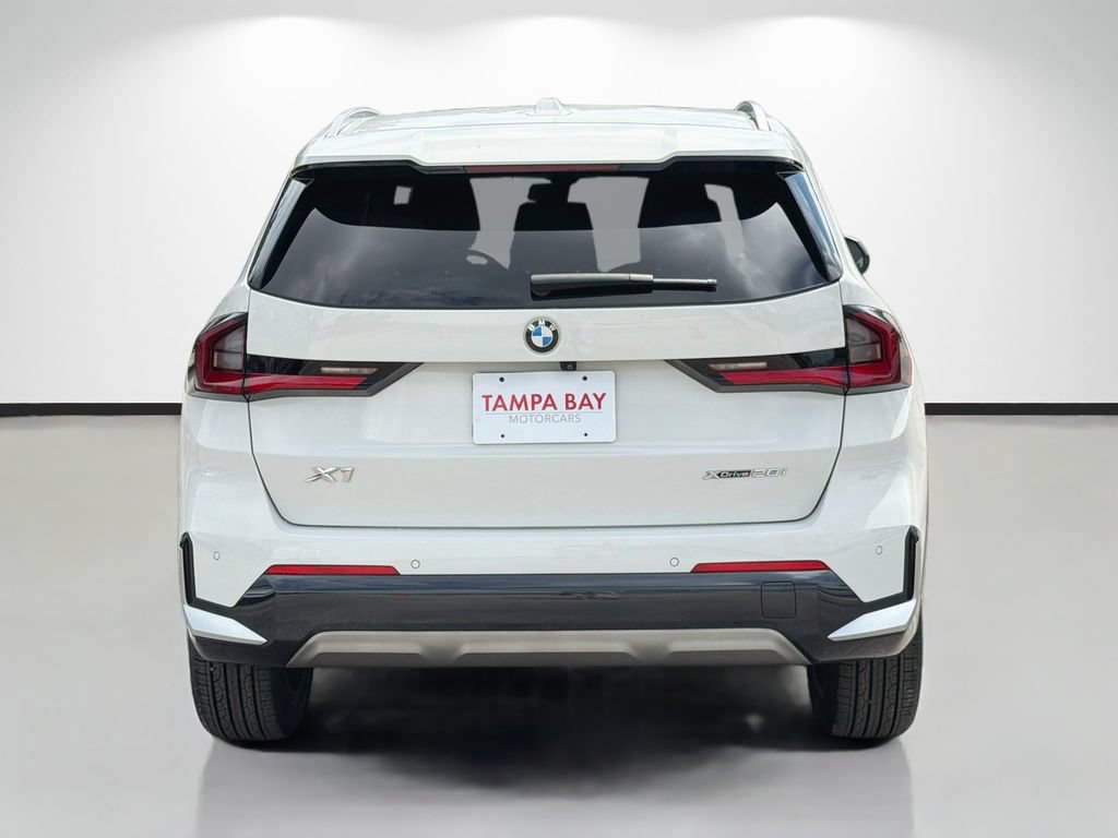 Used 2023 BMW X1 xDrive28i w/ Convenience Package AWD/4WD image 4