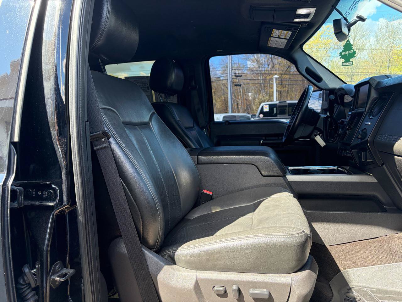 Used 2016 Ford F250 Lariat w/ Chrome Package AWD/4WD image 53