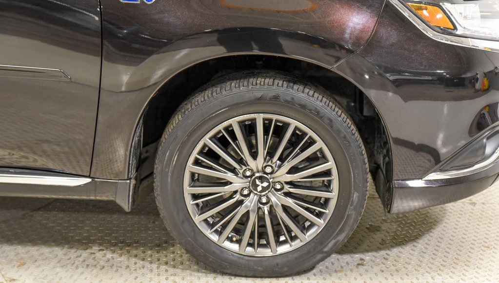 Used 2021 Mitsubishi Outlander SEL image 13