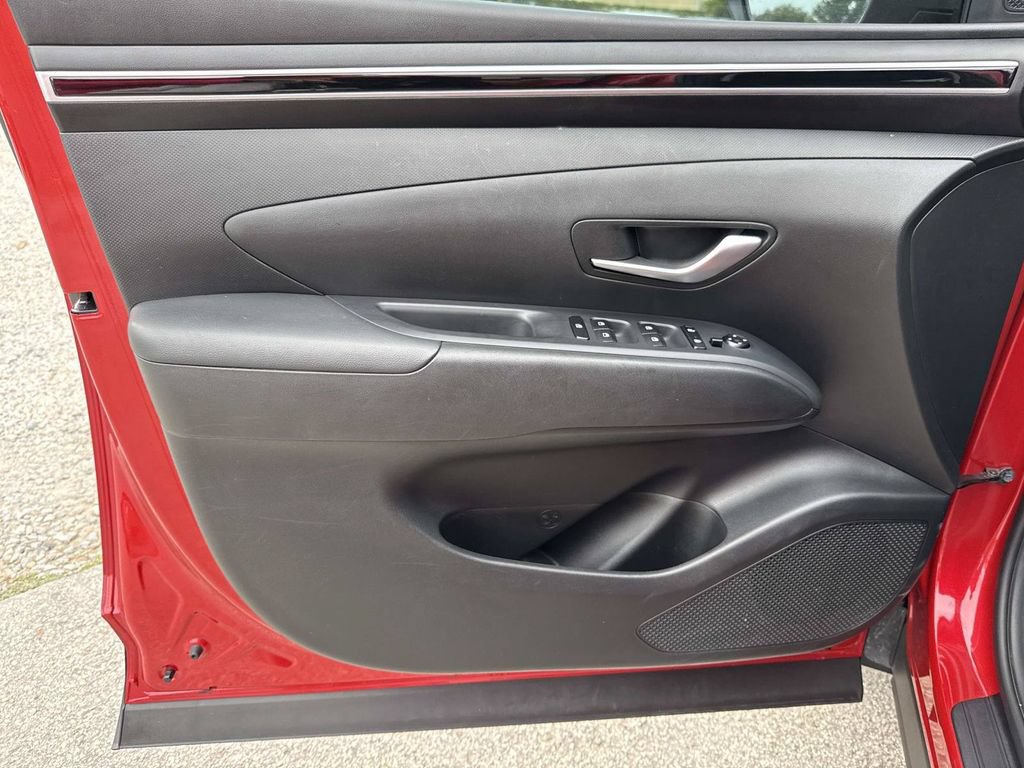 Used 2023 Hyundai Tucson SEL FWD image 20