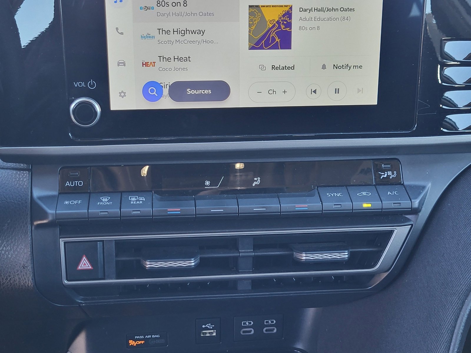 Used 2025 Toyota Camry LE image 31