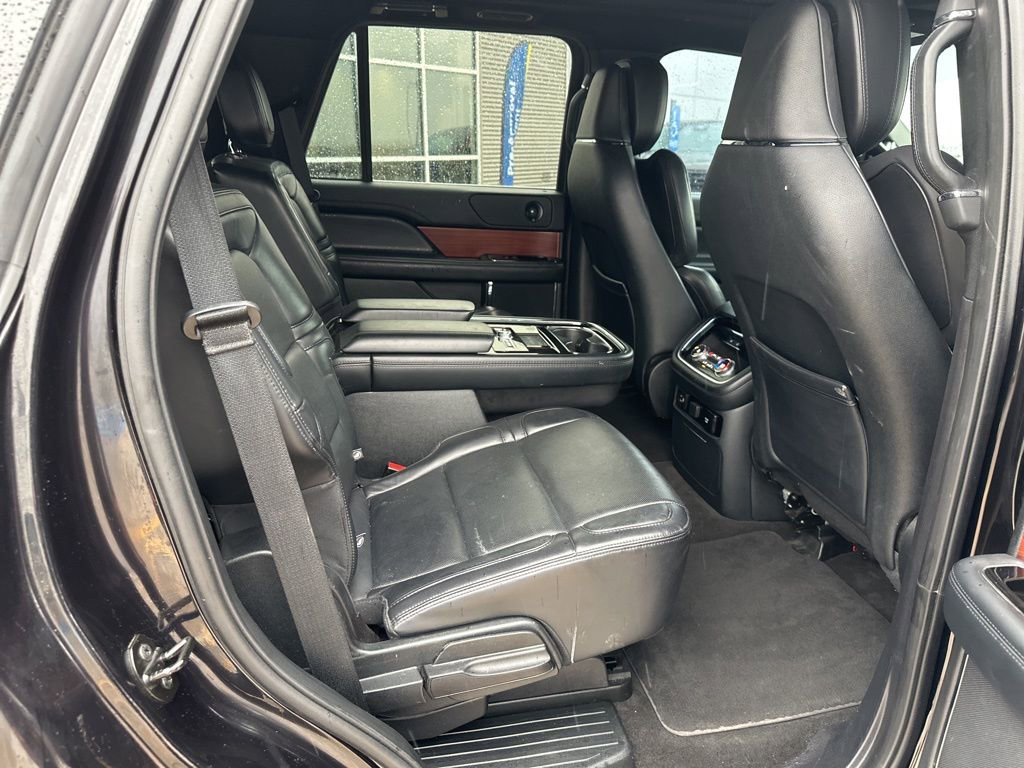Used 2021 Lincoln Navigator Reserve AWD/4WD image 41