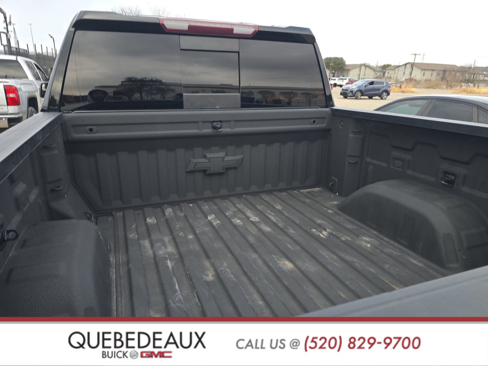 Used 2020 Chevrolet Silverado 1500 LT Trail Boss w/ Midnight Edition image 8