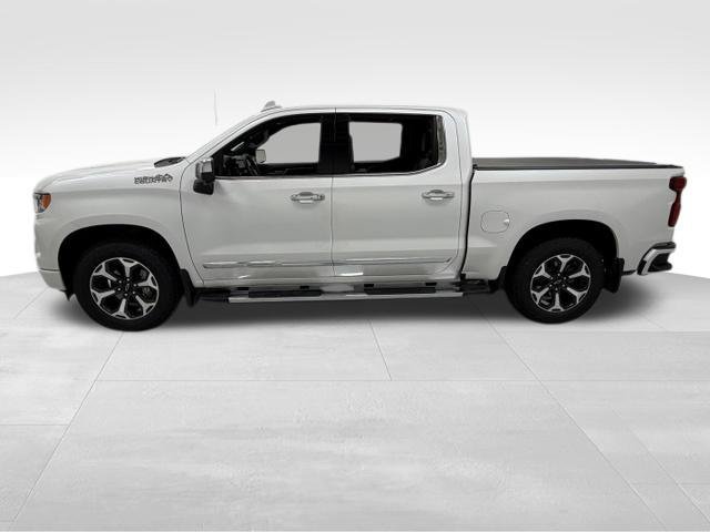 Certified 2024 Chevrolet Silverado 1500 High Country w/ Technology Package AWD/4WD image 3