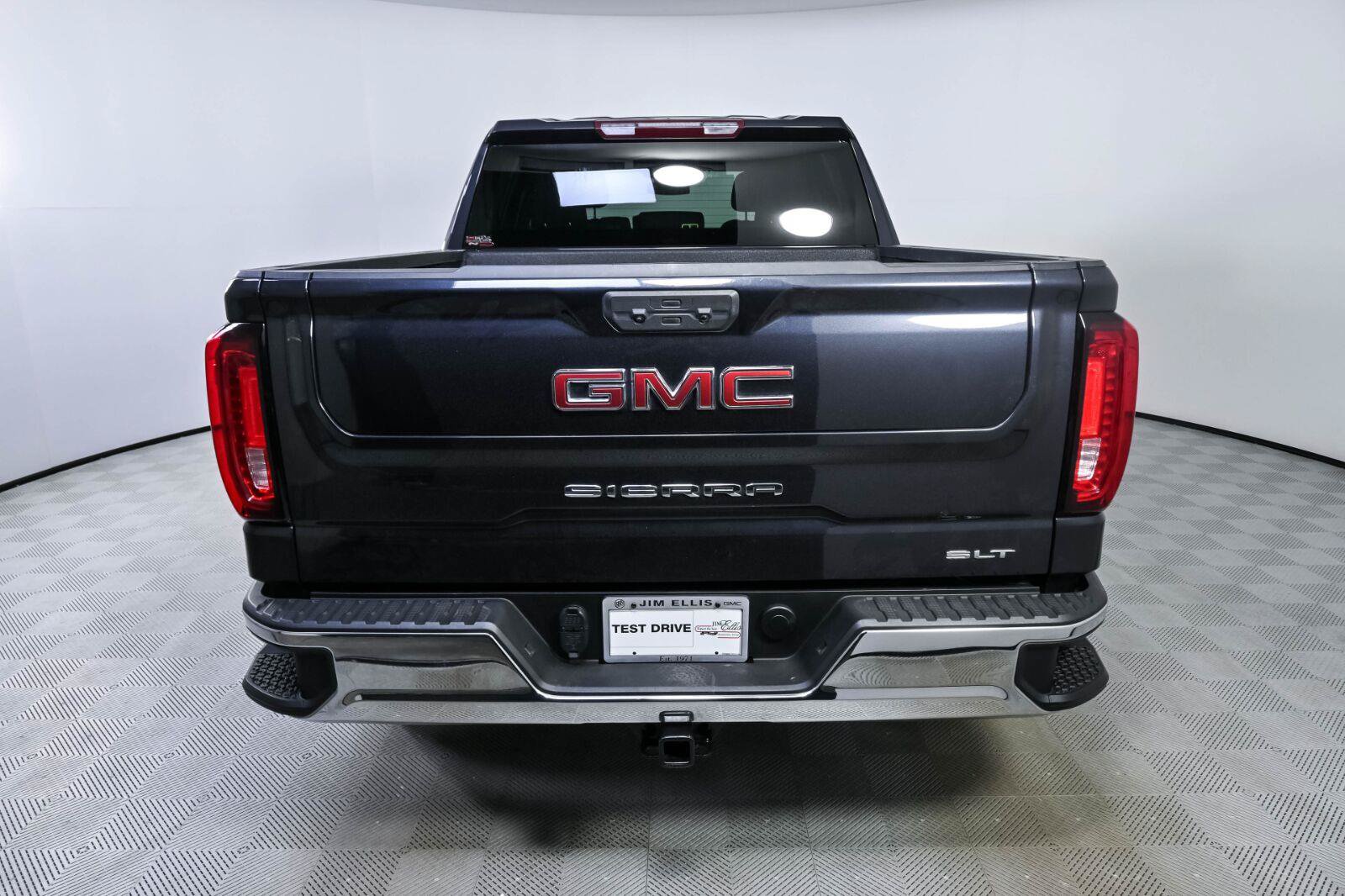 Used 2025 GMC Sierra 1500 SLT RWD image 26