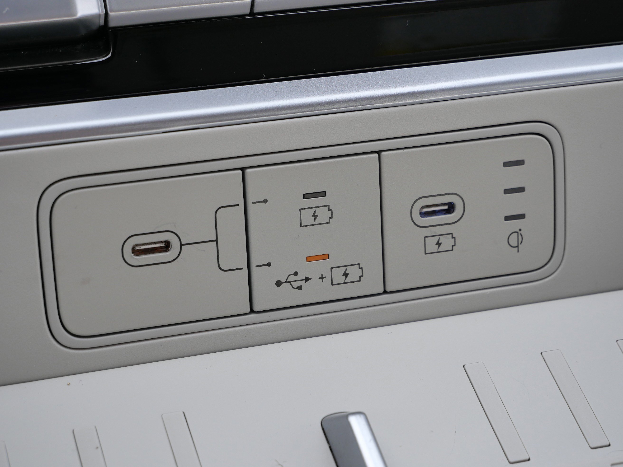 Certified 2026 Hyundai Santa Fe SEL w/ Tow & Go Package image 28