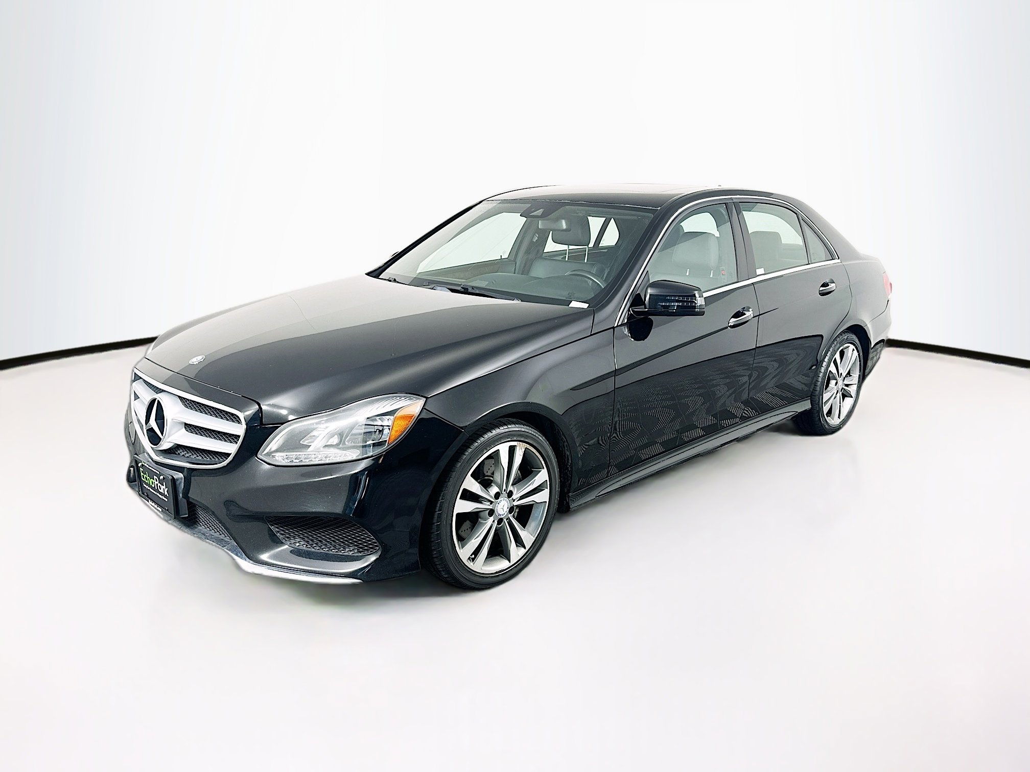 Used 2014 Mercedes-Benz E 350 Sedan image 3