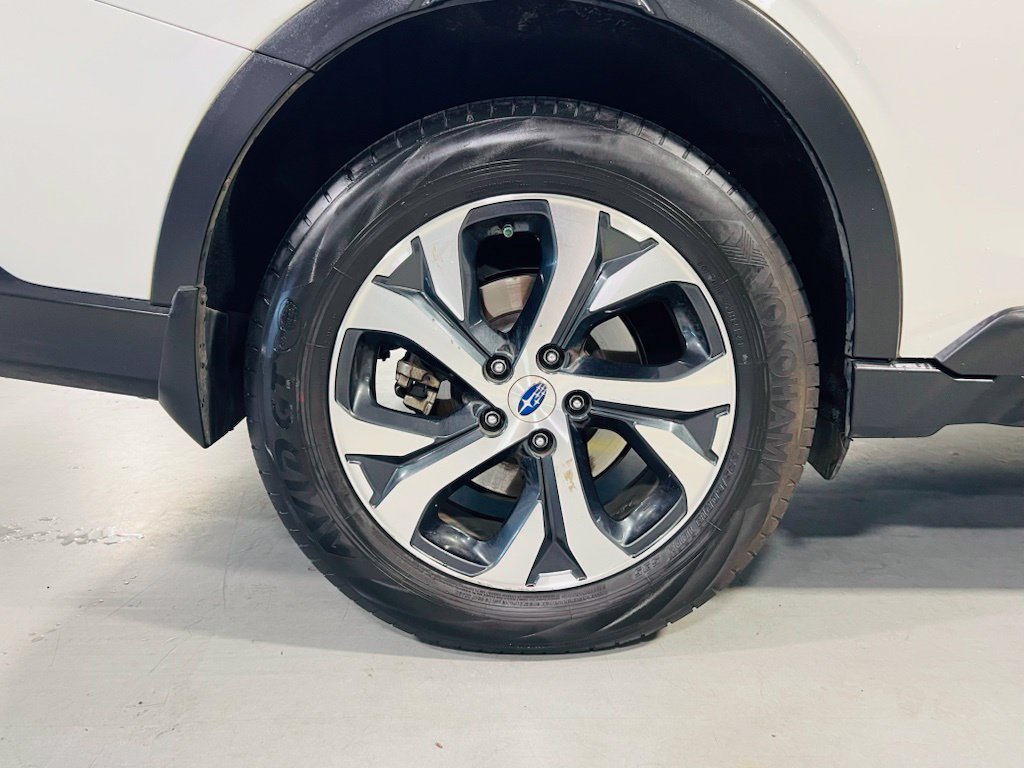 Used 2020 Subaru Outback Touring w/ Popular Package #2 AWD/4WD image 12