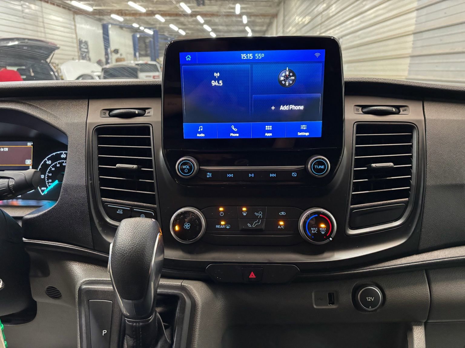 Used 2020 Ford Transit 150 XL image 18