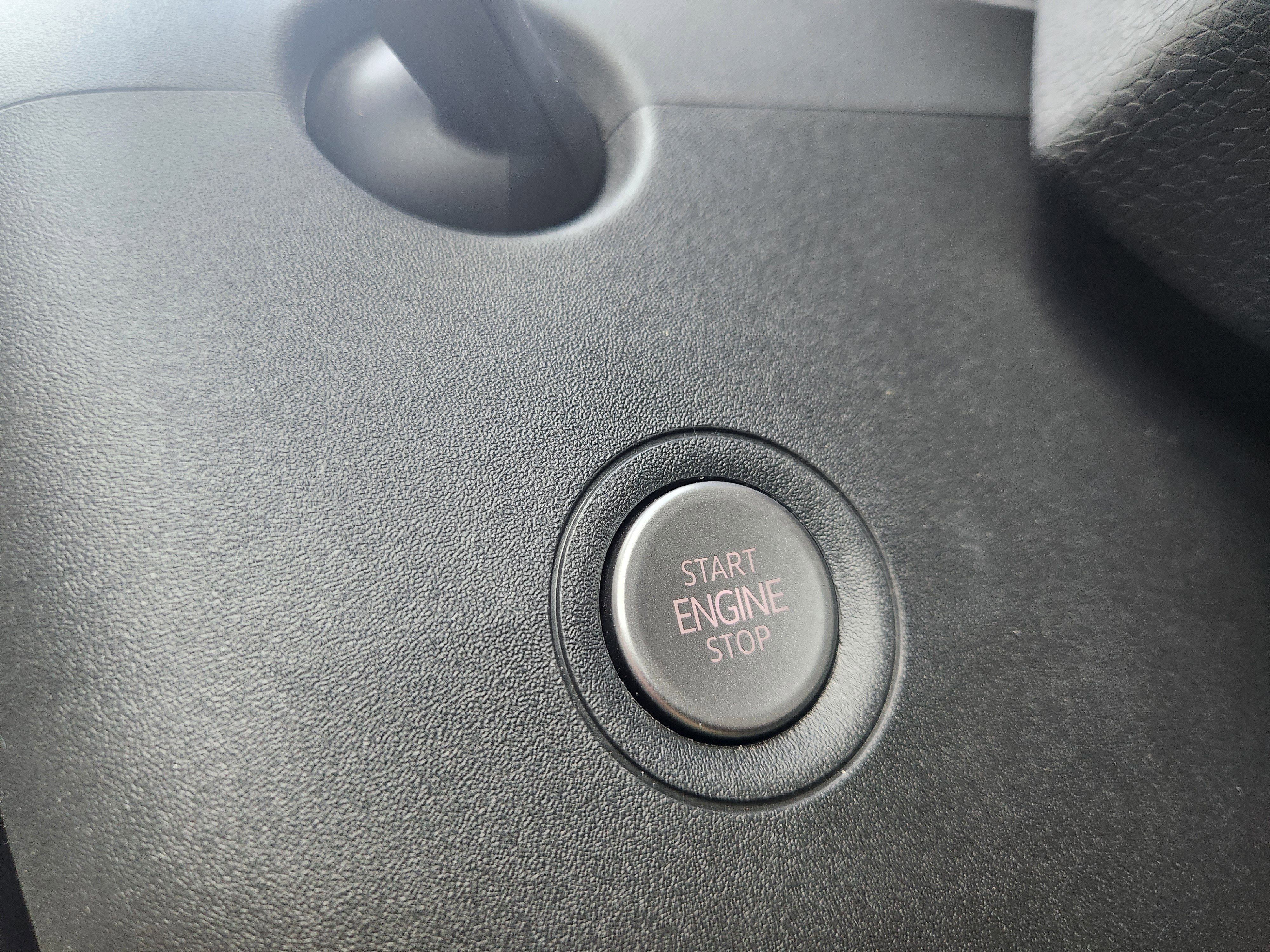 Certified 2023 Volkswagen ID.4 Pro image 33