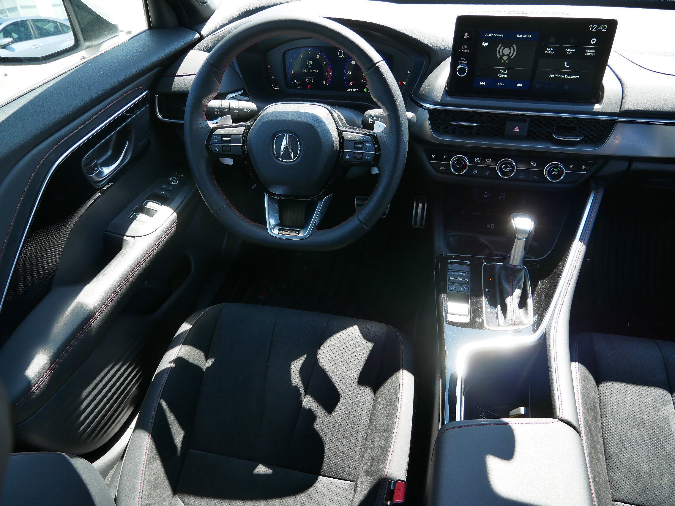 Used 2025 Acura ADX A-Spec image 9