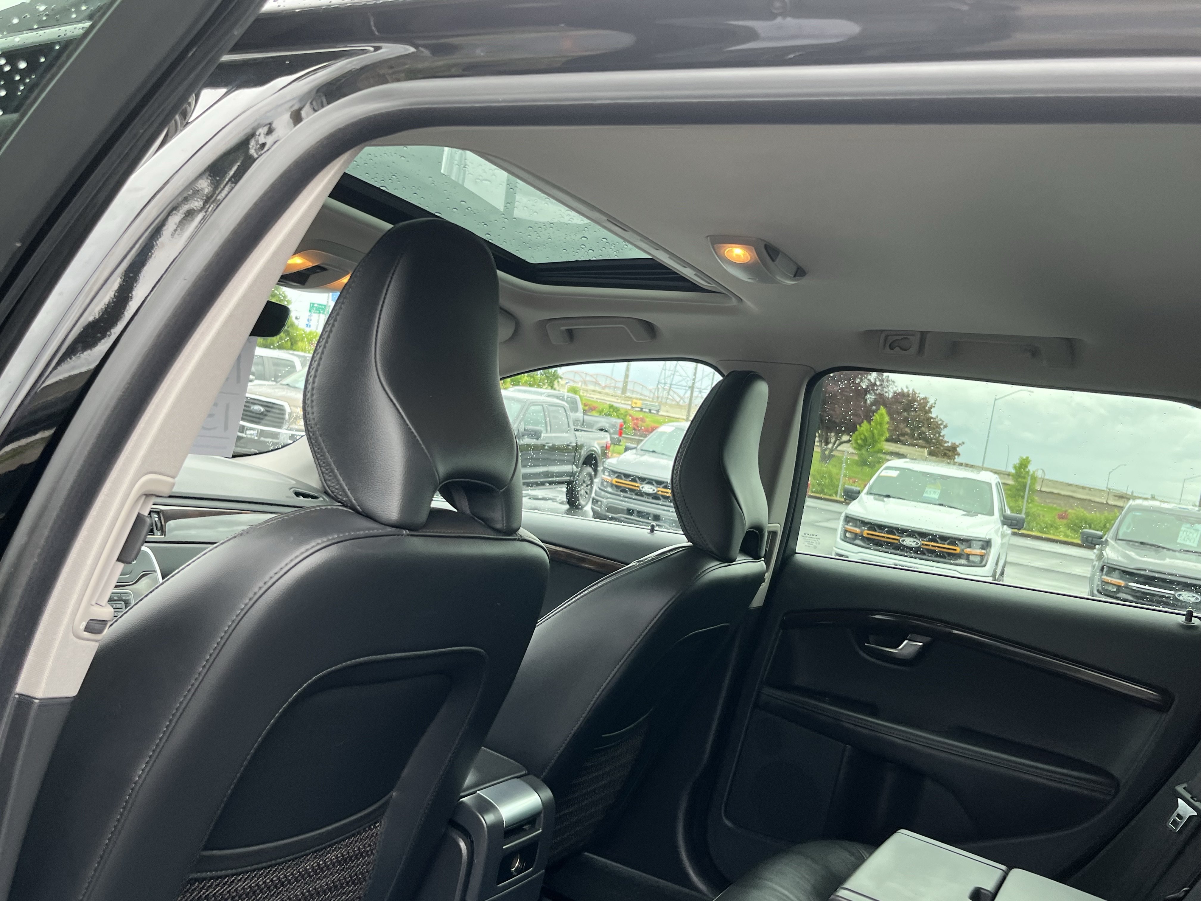 Used 2016 Volvo XC70 T5 Premier AWD/4WD image 12