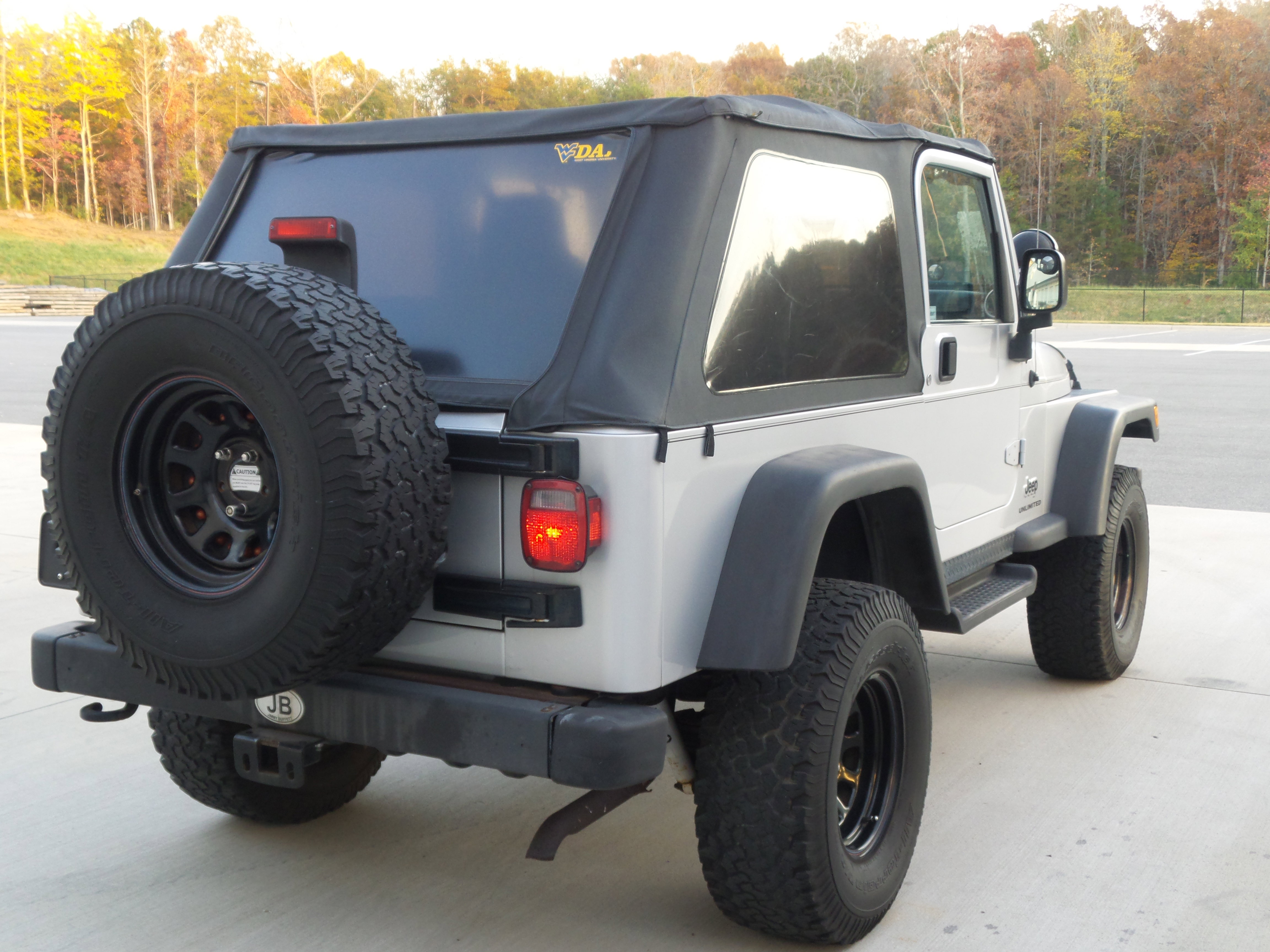 Used 2004 Jeep Wrangler Sport AWD/4WD image 7