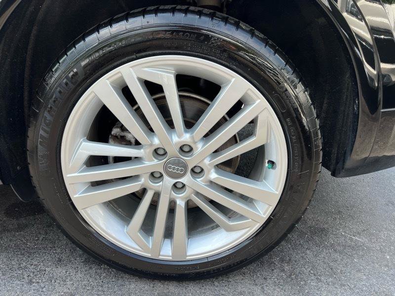 Used 2019 Audi Q5 2.0T Premium Plus w/ Premium Plus Package AWD/4WD image 31