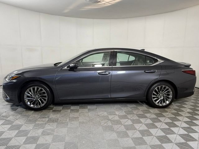 Certified 2025 Lexus ES 300h w/ Technology Package FWD image 3