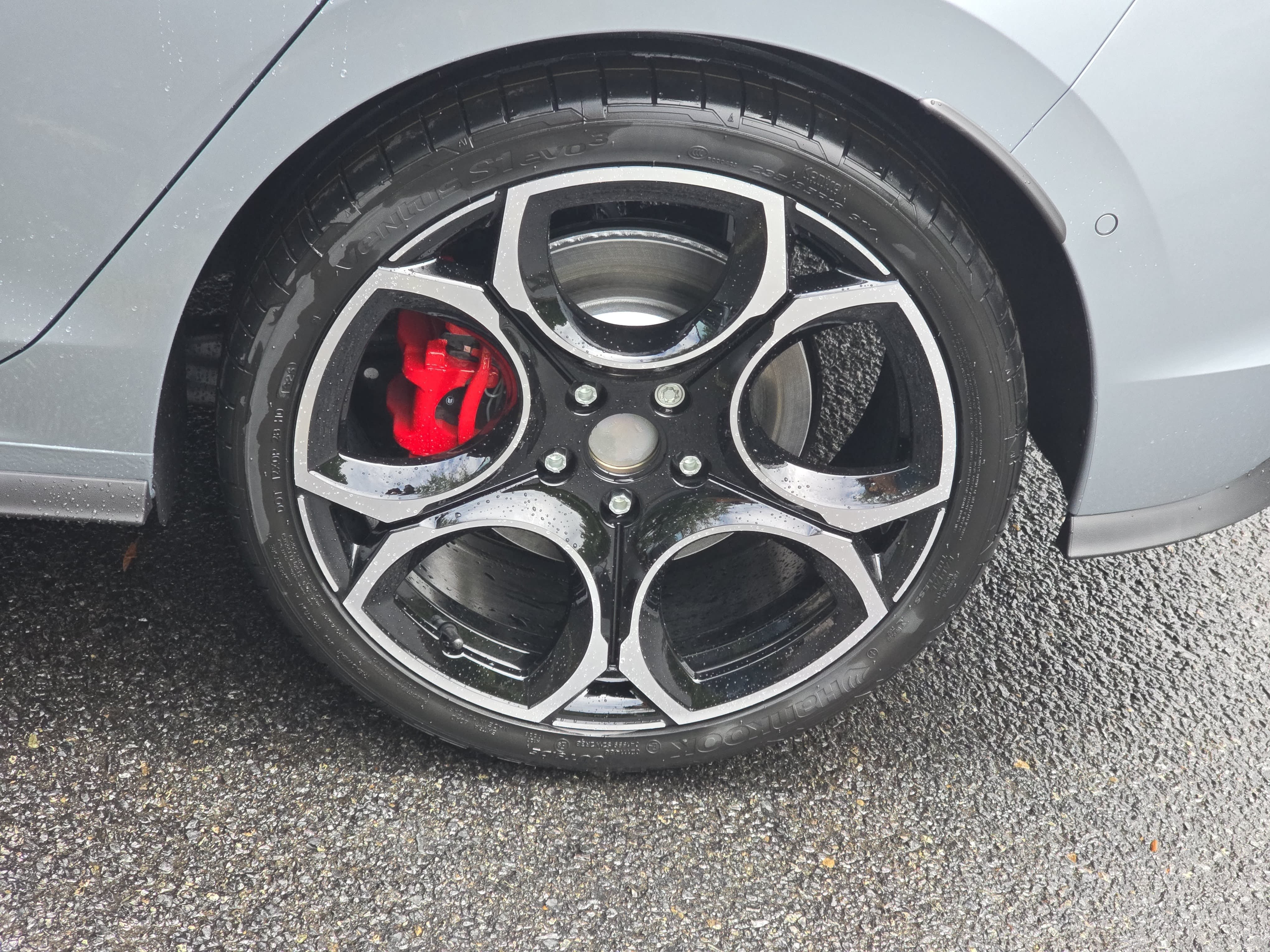 New 2026 Volkswagen GTI Autobahn FWD image 32