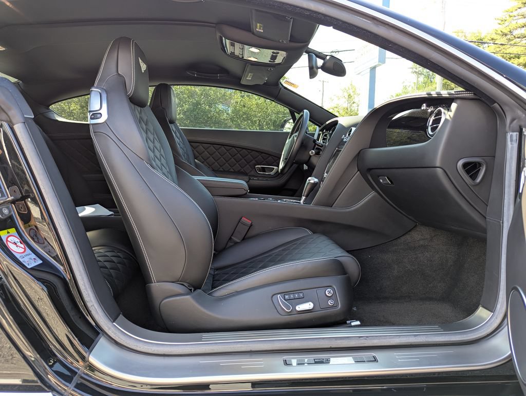 Used 2016 Bentley Continental GT AWD/4WD image 32